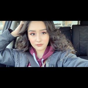 Meet your Posher, Veronica